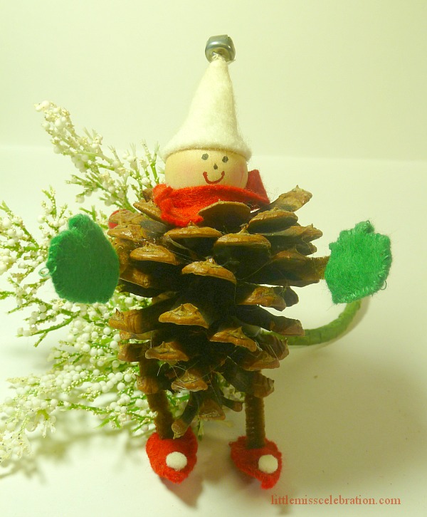 Pinecone elf Pinecone elf