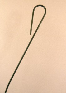 Looped 30-gauge floral wire Looped 30-gauge floral wire