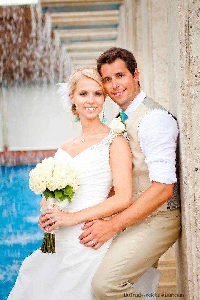 The bride and groom! The bride and groom!
