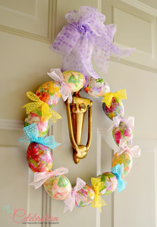 Egg & Ribbon Wreath at littlemisscelebration.com Egg & Ribbon Wreath at littlemisscelebration.com