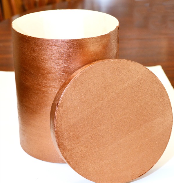 Gather up a pile of shiny pennies and make a Penny Box for Dad! It's a fun place for him to stash his change and perfect for Father's Day! at littlemisscelebration.com