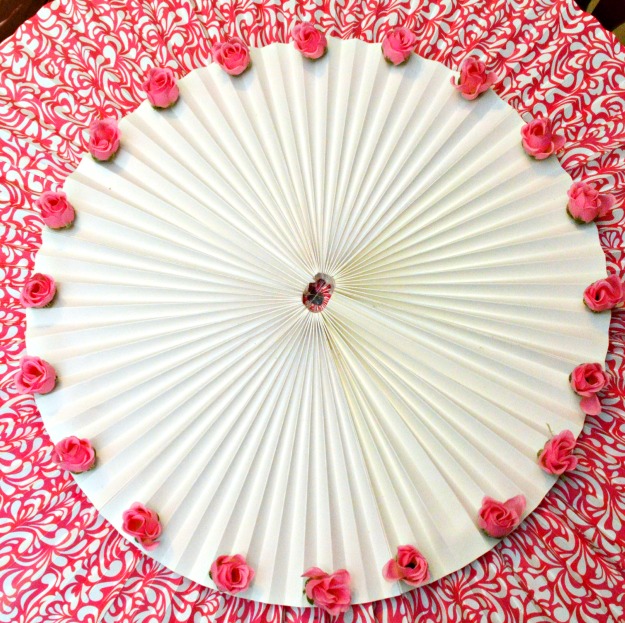 It's easy to make a big, happy Rosy Summer Door Rosette for a covered front door or wall - no pruning required! At littlemisscelebration.com It's easy to make a big, happy Rosy Summer Door Rosette for a covered front door or wall - no pruning required! At littlemisscelebration.com