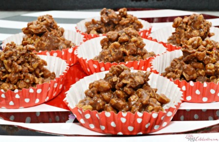 Got 10 minutes? That's all it takes to whip up No-Bake Chocolate Almond Butter Clusters. Get a chocolate fix in a little indulgence that’s crunchy and delicious! Lunch box, game day and snack time worthy! Recipe at littlemisscelebration.com