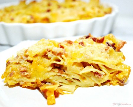 Bake a Bacon, Cheddar & Noodle Casserole on a winter evening! This retro recipe, full of noodles, egg, melted cheese and crispy bacon, is pure comfort on a cold day. Recipe at littlemisscelebration.com