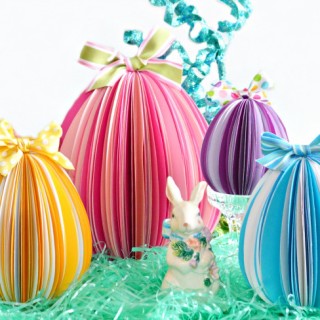 Stand-Up Paper Eggs