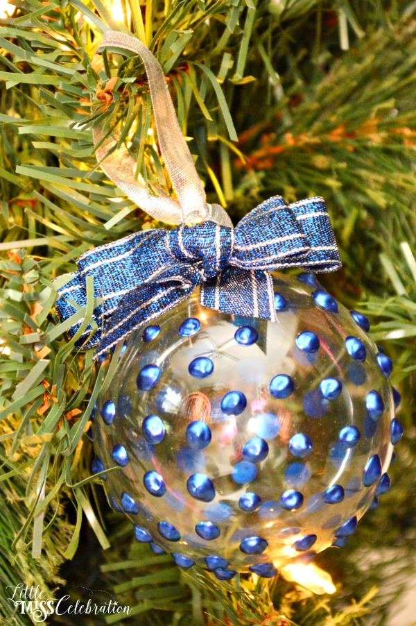 Get a jump start on holiday decorating or gift-giving with Liquid Pearl Ornaments, an easy Christmas in July project! at littlemisscelebration.com